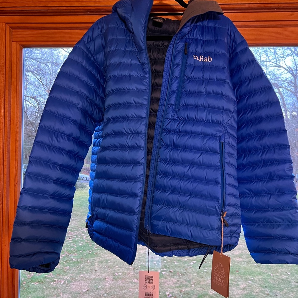 Raab Microlight Alpine Hoodie size LX never worn NWT